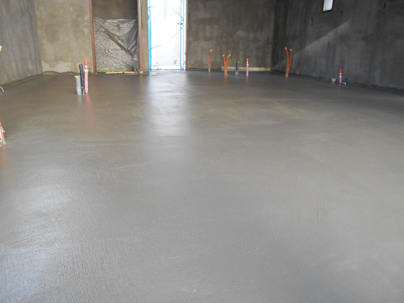 那覇店舗土間打ち